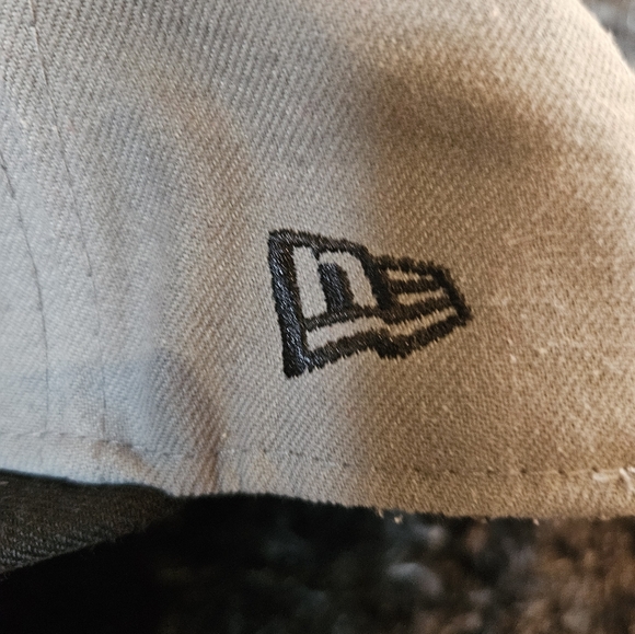 🧢 HOT!! Seattle Mariners Hat Duo: Stylish Fan Essentials - Picture 4 of 10